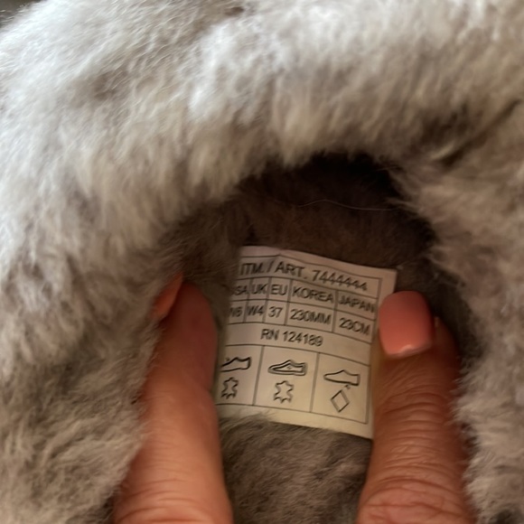 Mock Ugg size 6 - Picture 4 of 4